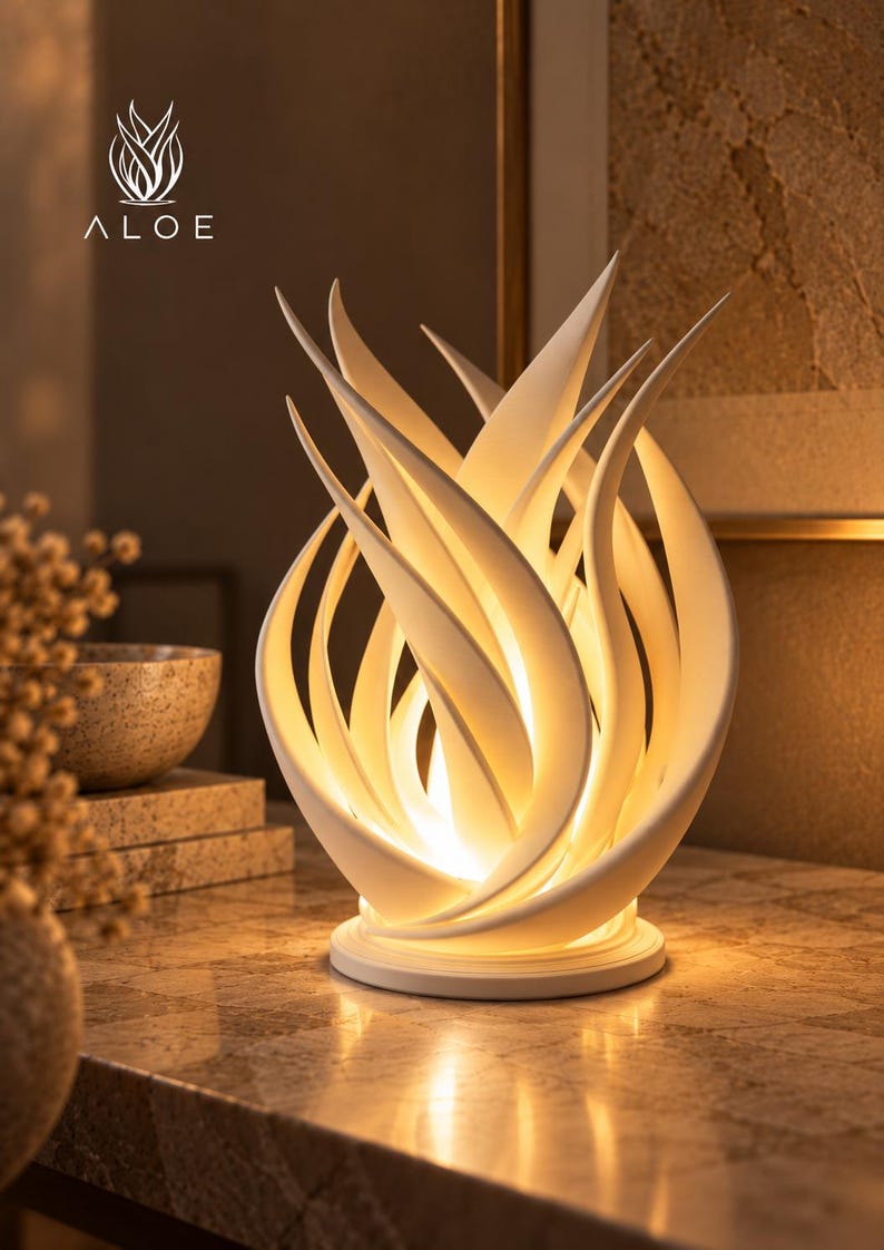 Lámpara ALOE vista detalle del diseño botánico esculpido